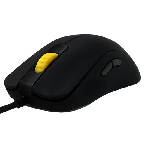 ZOWIE GEAR تقدم الماوس الإحترافي الموجة للاعبين FK1