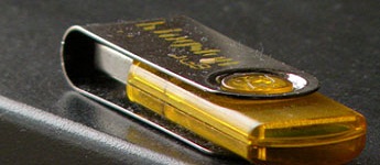 مشغل ذاكره الفلاش USB Flash Drive