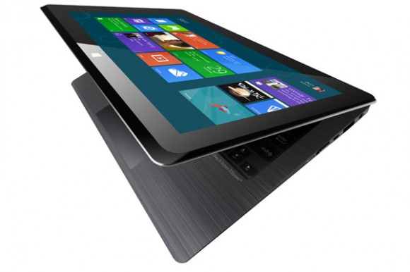 Lenovo تريد تطوير منتج شبيه بجهاز Asus Taichi