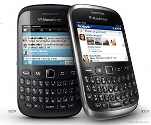 شركات RIM تُعلن عن هاتفها الجديد Curve 9320 من الفئة المتوسطة