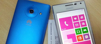 ظهور صور حية لهاتف Huawei Ascend W1 باللون الأزرق و الأبيض