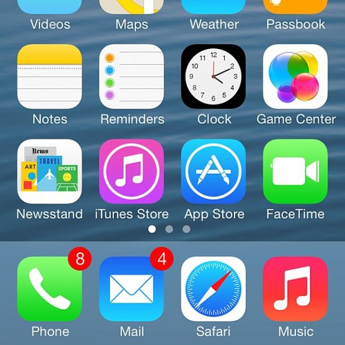 استعراض نظام iOS7 الجديد