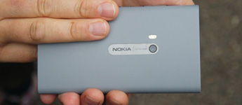 ظهور صور جديدة لهاتف Nokia Lumia 920 باللون الرمادي