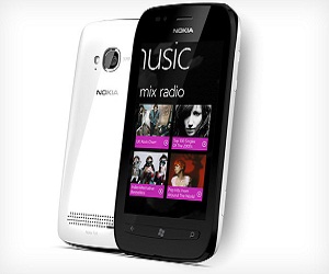 نوكيا تُطلق اليوم هواتف Lumia 710 للبيع