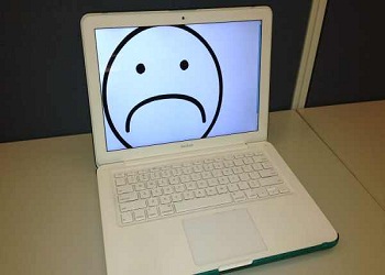 فيديو: لن تجد أجهزة macbookباللون الأبيض بعد الان